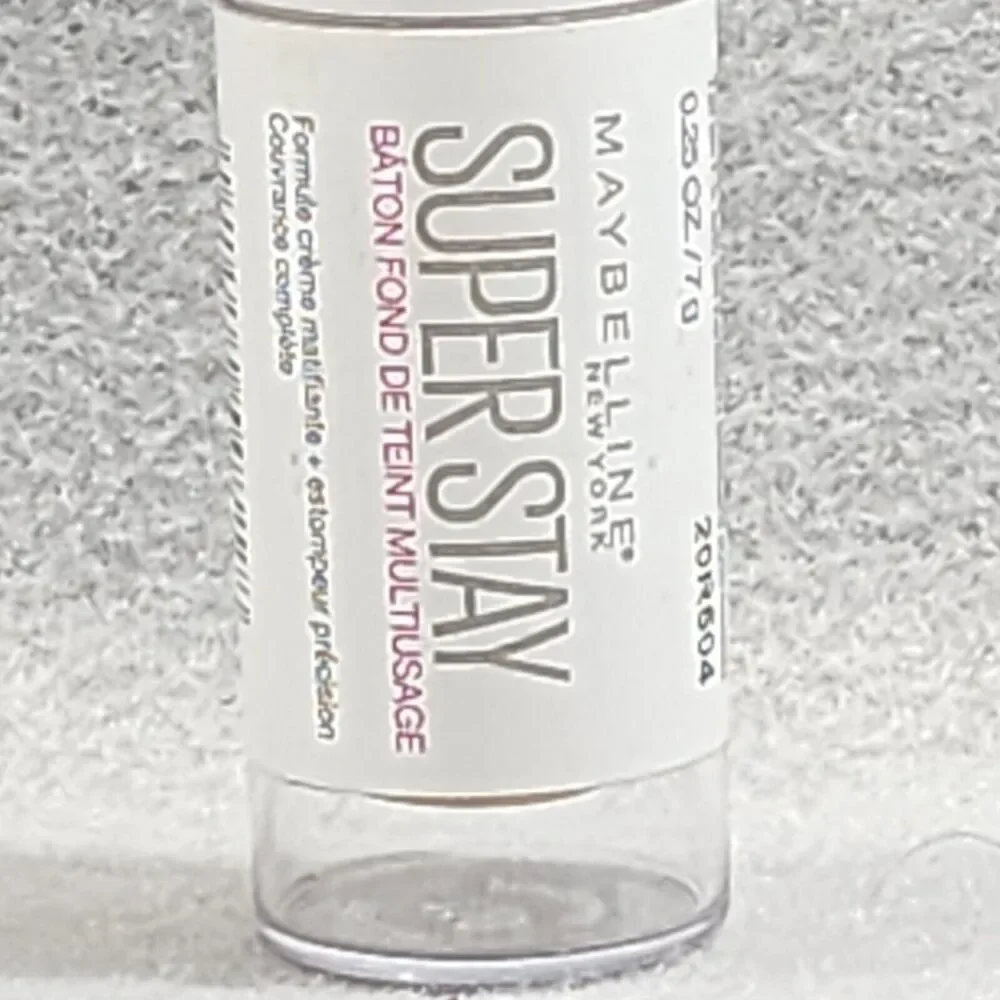 Super Stay Multi-Use Foundation Stick & Blender #110 Porcelain Maybelline NEW